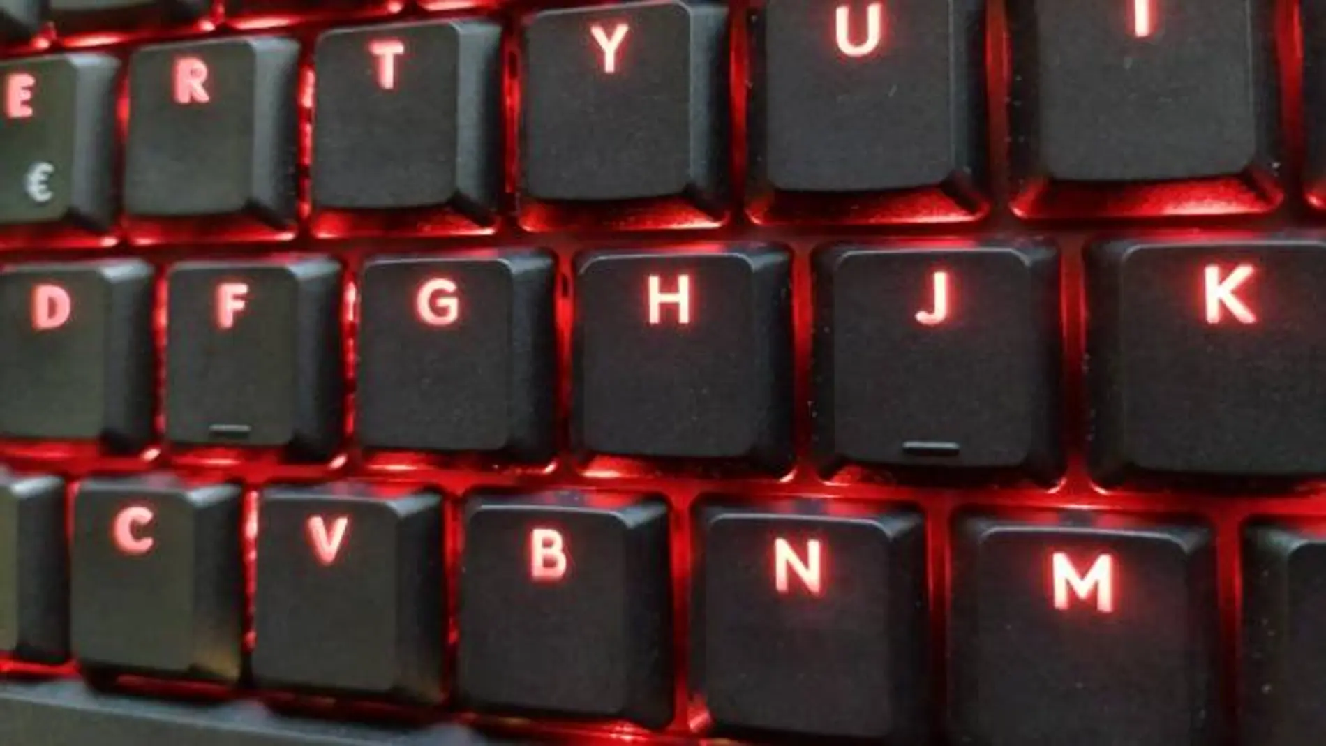 Para qué sirve la rayita debajo de las letras F y J y del número 5 de tu teclado.