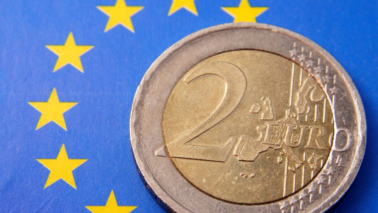 Este es el único país de la Unión Europea que no está obligado a usar el  euro: el curioso motivo que lo explica