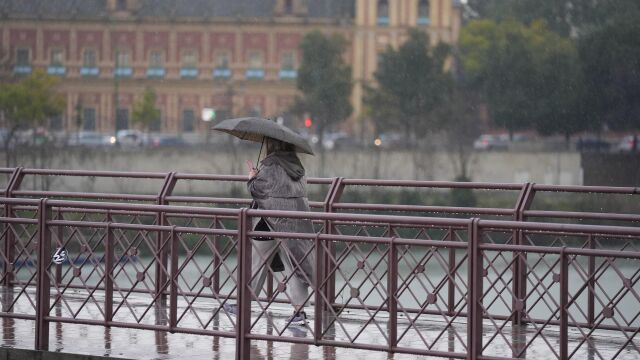 Las lluvias continuarán mañana, con aviso por tormentas y lluviaas en a 6 provincias y por viento en Melilla