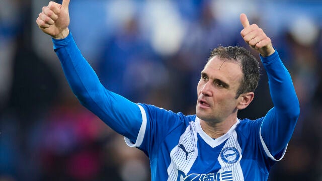 Deportivo Alaves v Valencia CF - LaLiga EA Sports