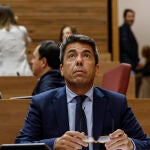 Mazón se somete a la sesión de control de Les Corts Valencianes, centrada en la Ley Trans