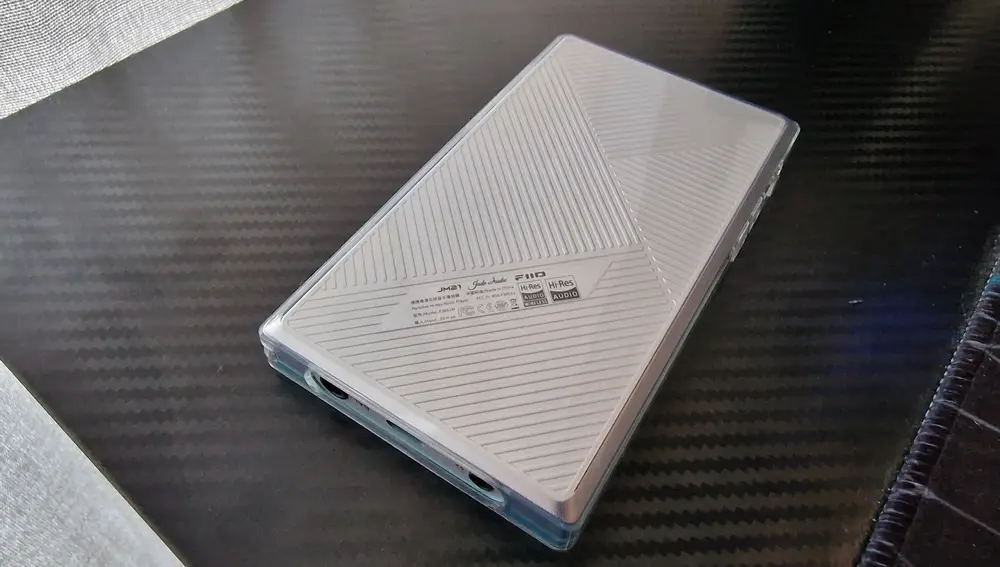 Detalle de la parte trasera del FiiO JM21