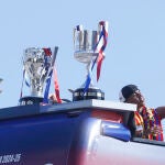 El Barcelona celebrar el triplete con una rúa por las calles de la ciudad