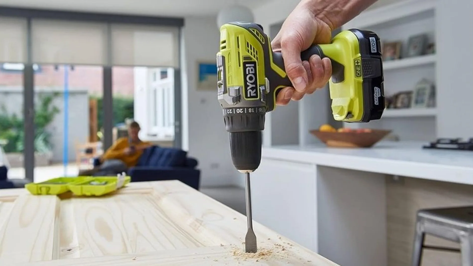RYOBI ONE+ de 18V