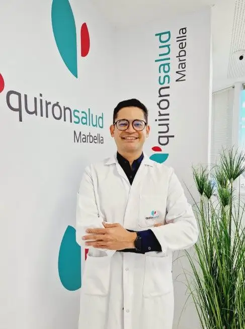 Dr. Luis Alberto Sierra Guerra, pediatra en el Hospital Quirónsalud Marbella