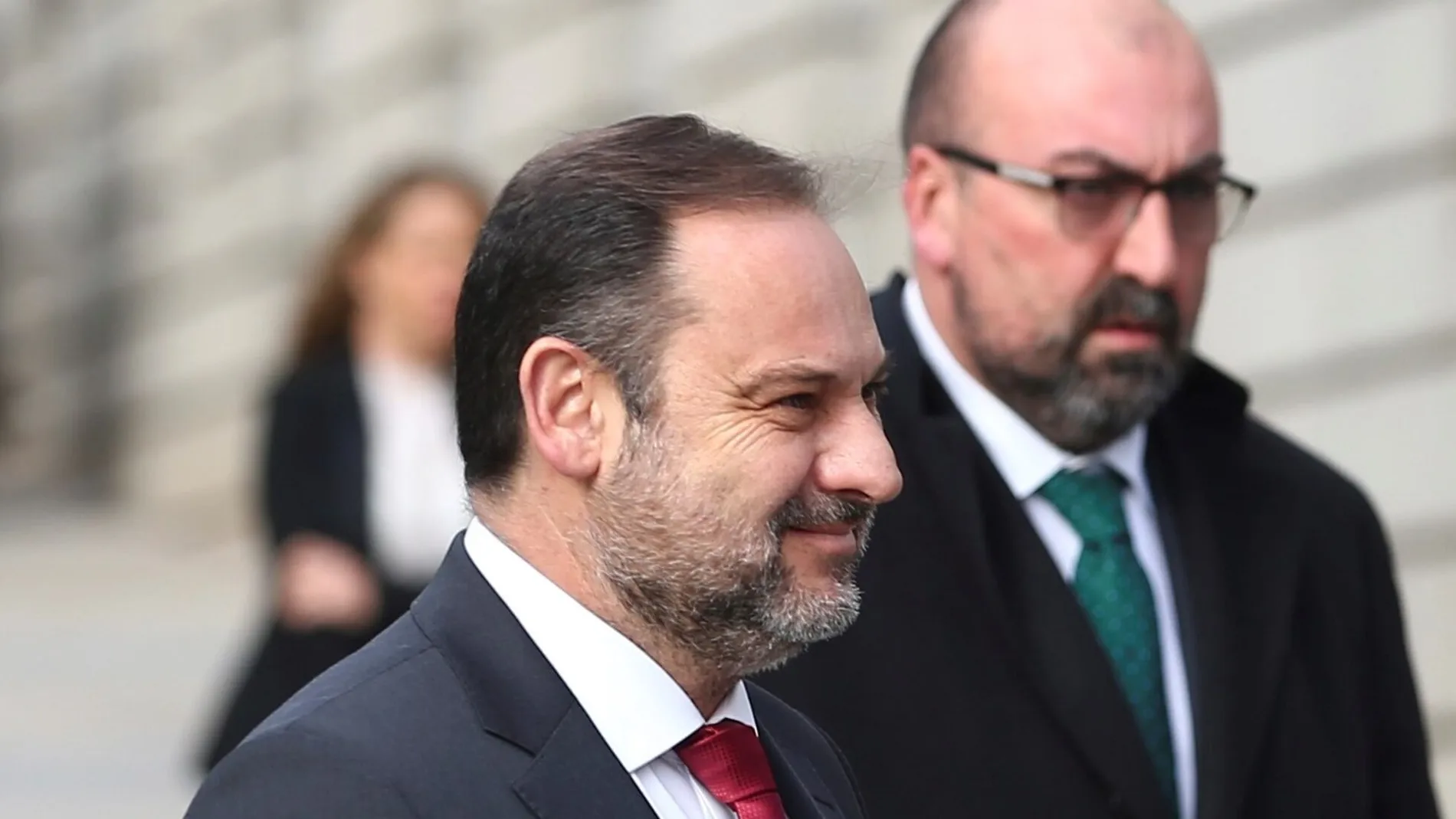 José Luis Ábalos y Koldo García, a su llegada al Congreso de los Diputados, en 2019.