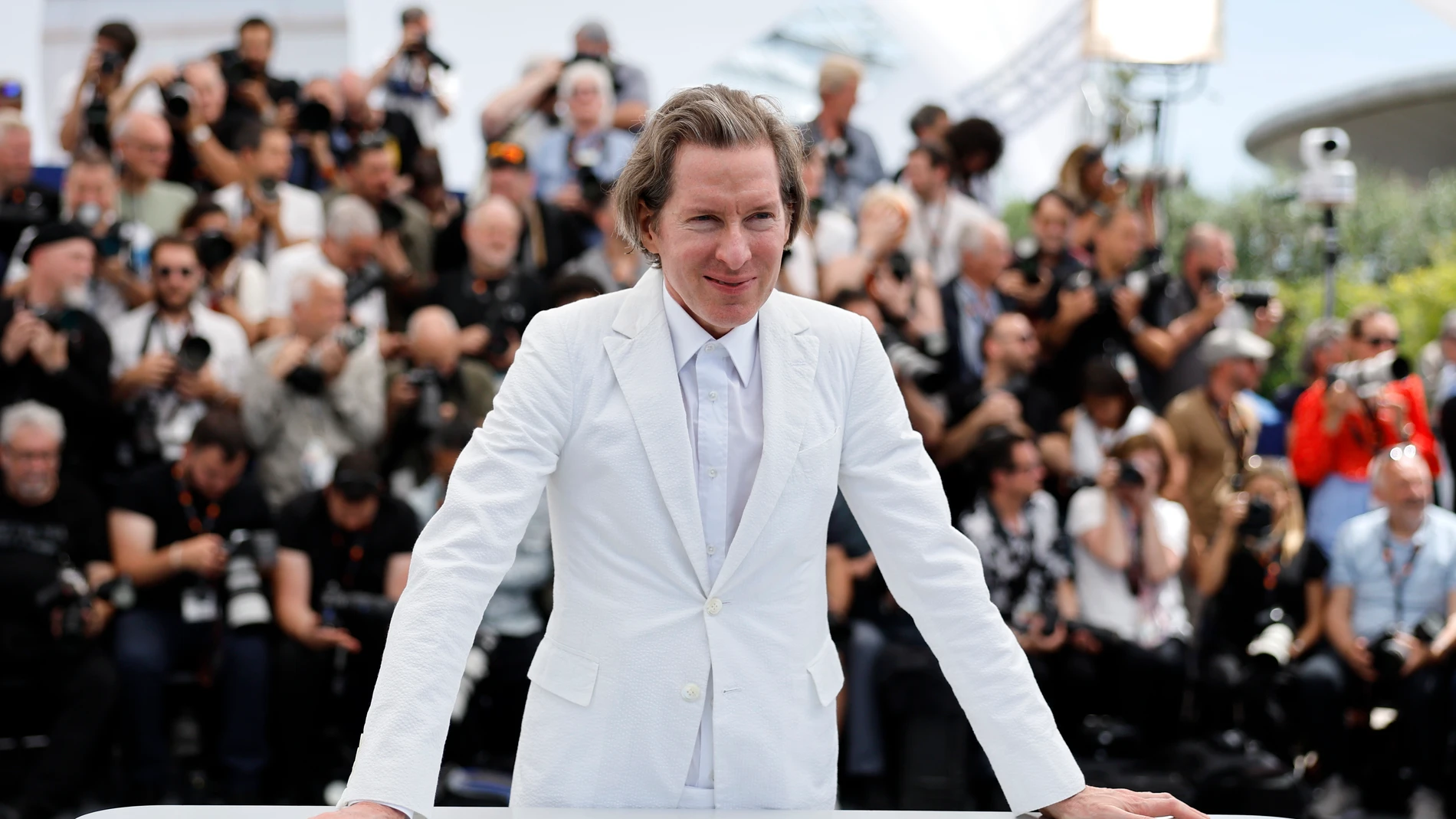 CANNES (France), 19/05/2025.- Director Wes Anderson attends the photocall for 'The Phoenician Scheme' during the 78th annual Cannes Film Festival, in Cannes, France, 19 May 2025. The film festival runs from 13 to 24 May 2025. (Cine, Francia) EFE/EPA/GUILLAUME HORCAJUELO
