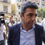 Mazón reitera su ofrecimiento "permanente" de recibir a víctimas de la dana, "tanto a nivel asociativo como particular"