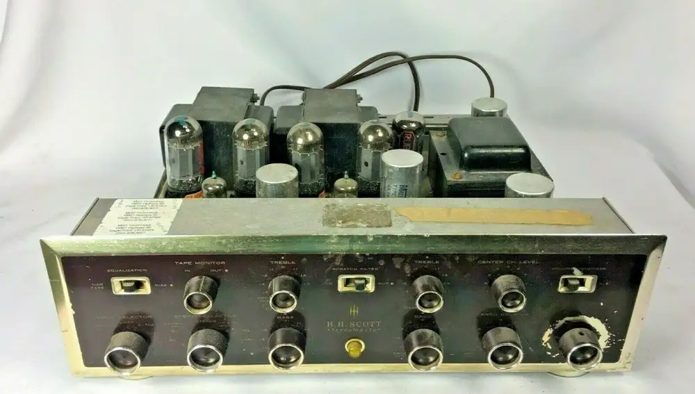 Amplificadora válvulas H.H. Scott LK-72
