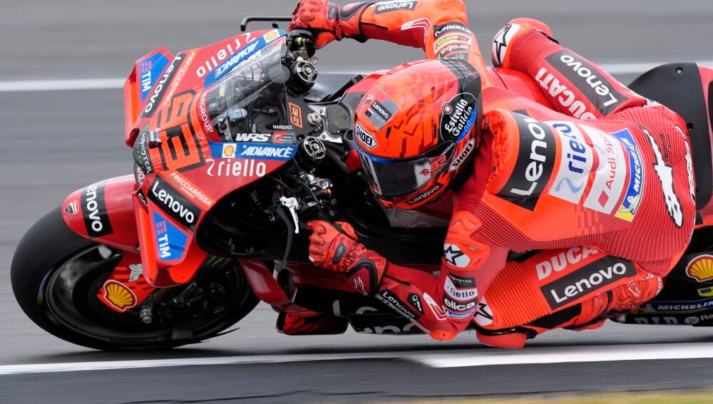 Motorcycling British Grand Prix - Qualifying and Sprint