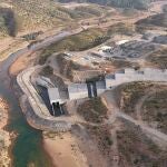 La obra de la presa de Alcolea, al 23% de ejecución, permanece parada desde 2017