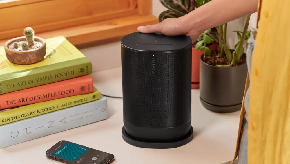 Sonos Move 2, un ejemplo de un sistema híbrido