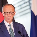O.Próximo.- Merz confirma un debate dentro del Gobierno alemán sobre la venta de armas a Israel