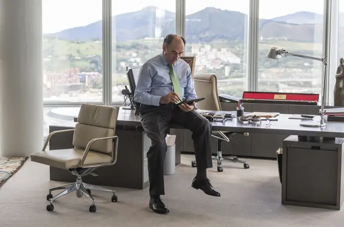 Iberdrola dispara un 17% su beneficio gracias a unas inversiones récord en Reino Unido y EE UU Iberdrola dispara un 17% su beneficio gracias a unas inversiones récord en Reino Unido y EE UU