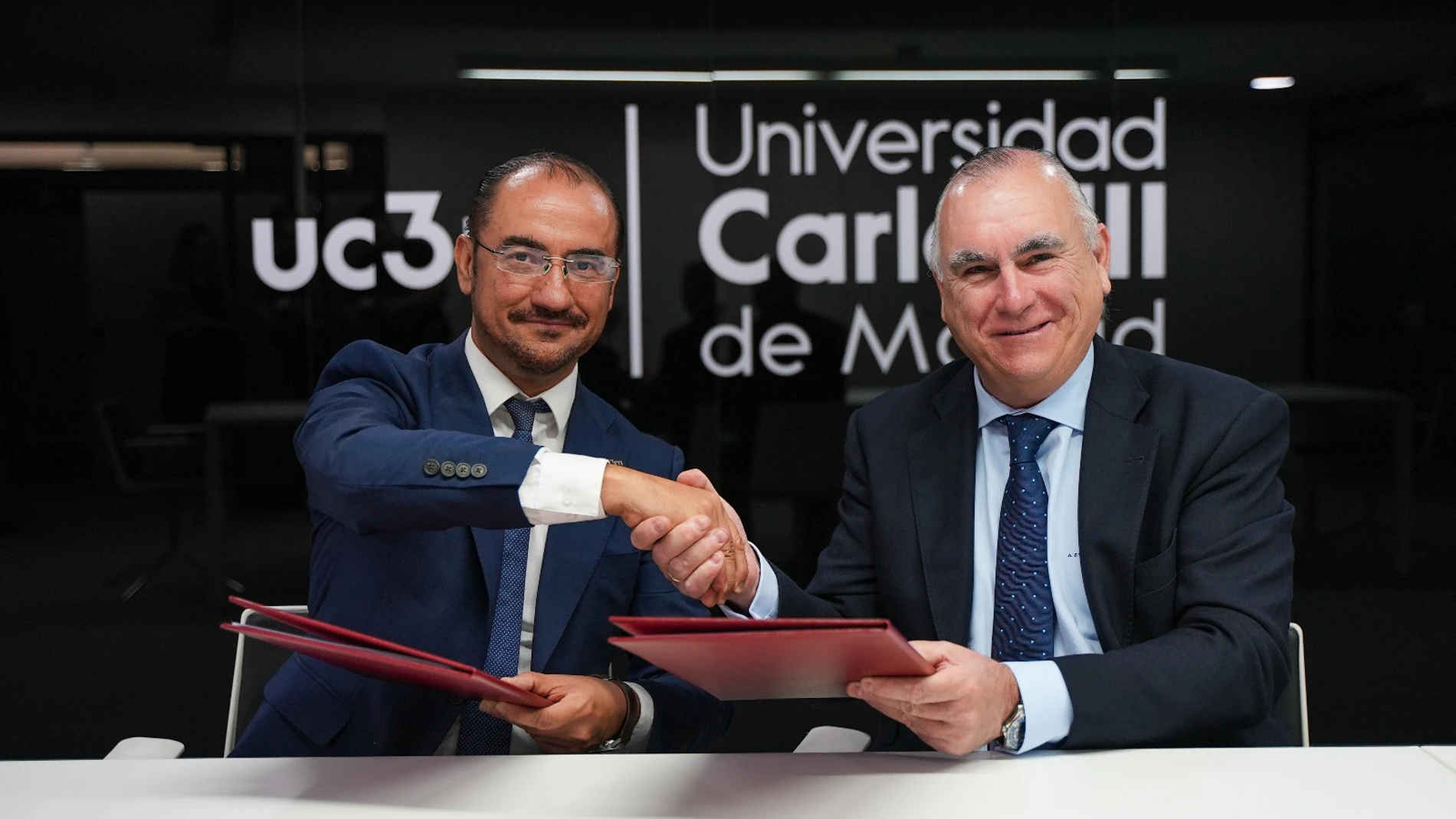 La EMT y la Universidad Carlos III crean una cátedra sobre IA aplicada al transporte y la movilidad