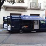 La Policía Nacional expide en la provincia de Huesca los primeros DNI en el vehículo integral de documentación