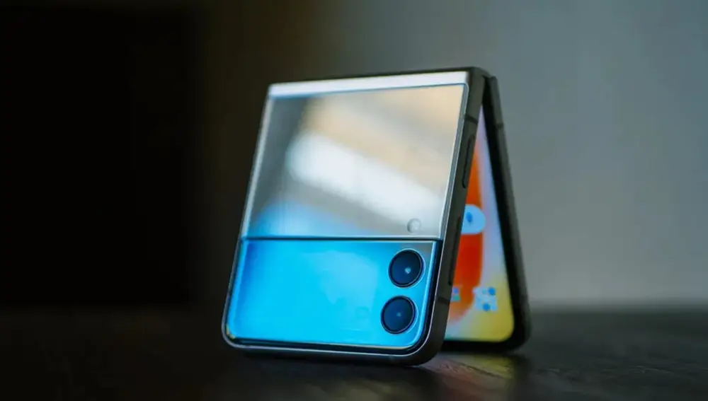 El Samsung Galaxy Z Flip3 recibe el parche de seguridad de Android de mayo en España