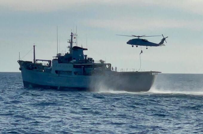 Adiós a este emblemático buque de la Armada española Adiós a este emblemático buque de la Armada española