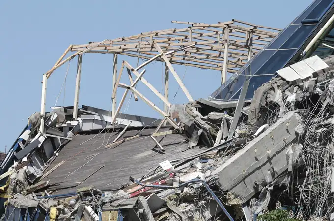 Rusia acusa a Ucrania del derrumbe de dos puentes por explosiones que dejan siete muertos y 44 hospitalizados Rusia acusa a Ucrania del derrumbe de dos puentes por explosiones que dejan siete muertos y 44 hospitalizados