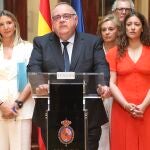 Alejandro Vázquez en el Senado junto a Alicia García y Ester Muñoz