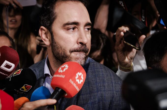 Aldama irrumpe en la comparecencia de Leire Díez, le acusa de mentir y lanza amenazas contra Sánchez y Cerdán