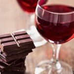 Vino tinto y chocolate