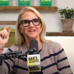 Mel Robbins, experta en crecimiento personal: “Tu rutina de la mañana puede cambiar tu vida entera”