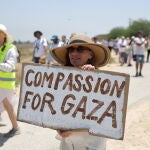 Protest march from Tel Aviv to Gaza border calling to stop the war