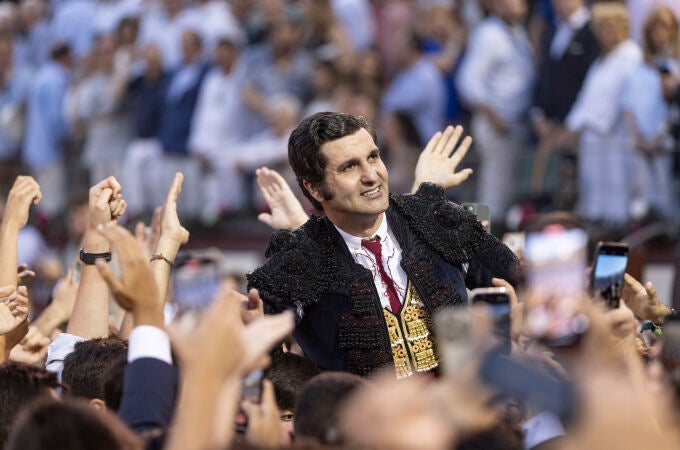 Puerta Grande de Morante de La Puebla en Las Ventas el 8 de Junio de 2025 © Gonzalo Pérez Puerta Grande de Morante de La Puebla en Las Ventas el 8 de Junio de 2025 © Gonzalo Pérez