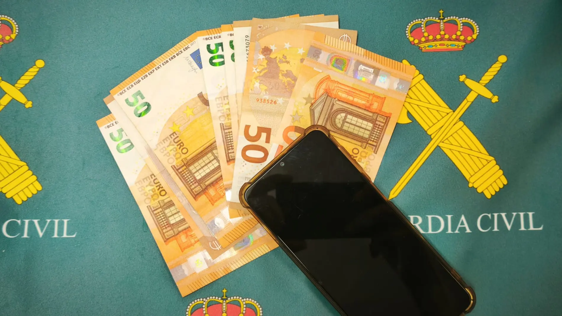 La Guardia Civil detiene a una persona por estafa y falsificación de moneda