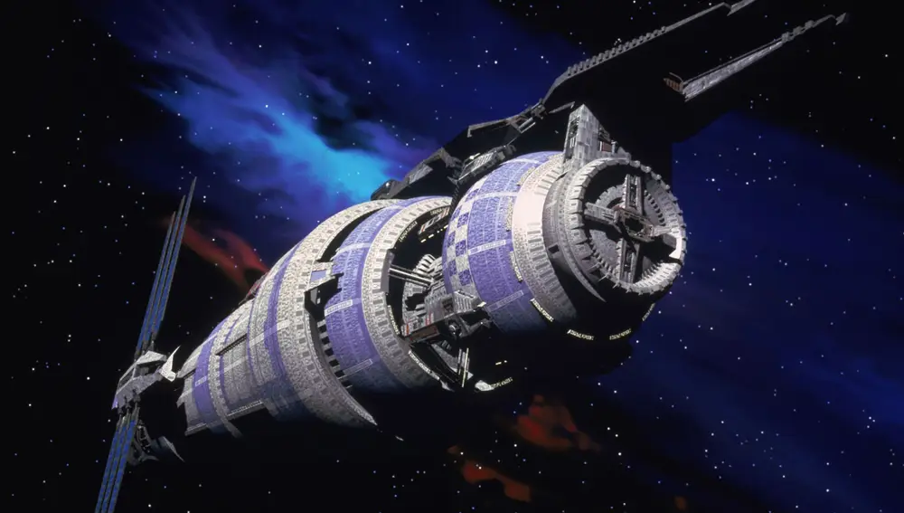 La estación espacial Babylon 5 es el último intento de mantener la paz entre civilizaciones
