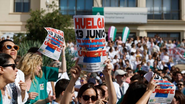 Huelga de médicos en centros sanitarios andaluces