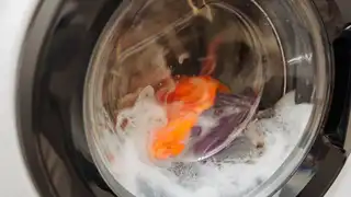 Expertos alertan: hay una prenda que debes lavar siempre tras cada uso Expertos alertan: hay una prenda que debes lavar siempre tras cada uso