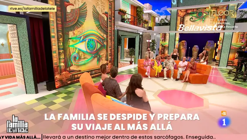 Captura de 'La familia de la tele'