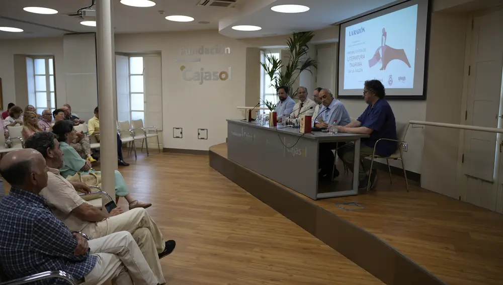La Fundación Cajasol acogió el acto de presentación