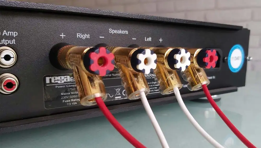 Factores como el grosor o el blindaje del cable sí son determinantes