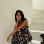 Influencer con buena piel.