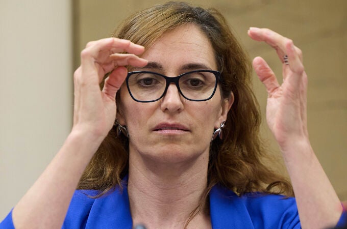 La ministra de Sanidad, Mónica García