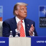 Irán.- Trump anuncia contactos con Irán la próxima semana, aunque no ve "necesario" firmar acuerdos