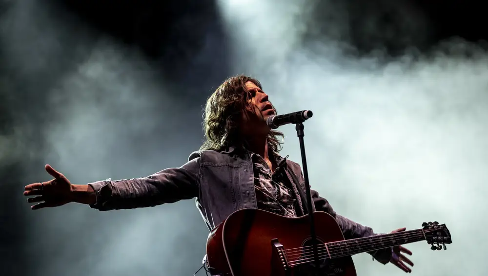 Rulo, líder del grupo musical Rulo y la Contrabanda