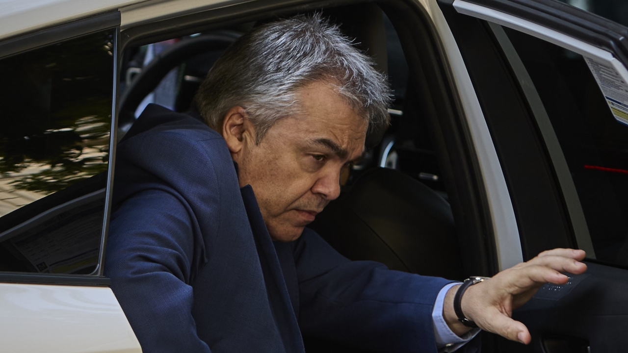 Santos Cerdán recibió 84 pagos en efectivo de la caja del PSOE entre 2017 y el año que estalló el caso Koldo