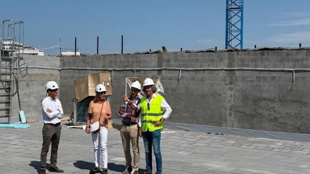 Antonio Ibáñez, director general de Telecomunicaciones y Administración Digital, visita las obras de la futura sede del Scayle