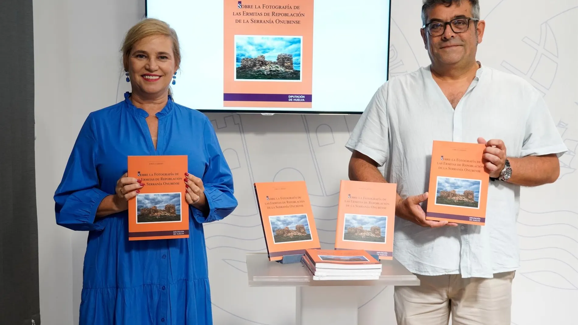 ANDALUCÍA.-Huelva.- Un libro editado por Diputación profundiza en las ermitas de repoblación de la sierra onubense