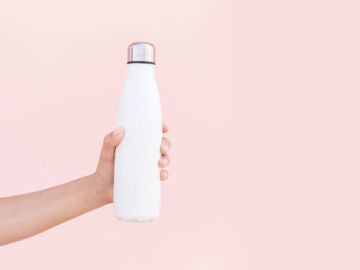 Imagen de archivo de una botella t&eacute;rmica 