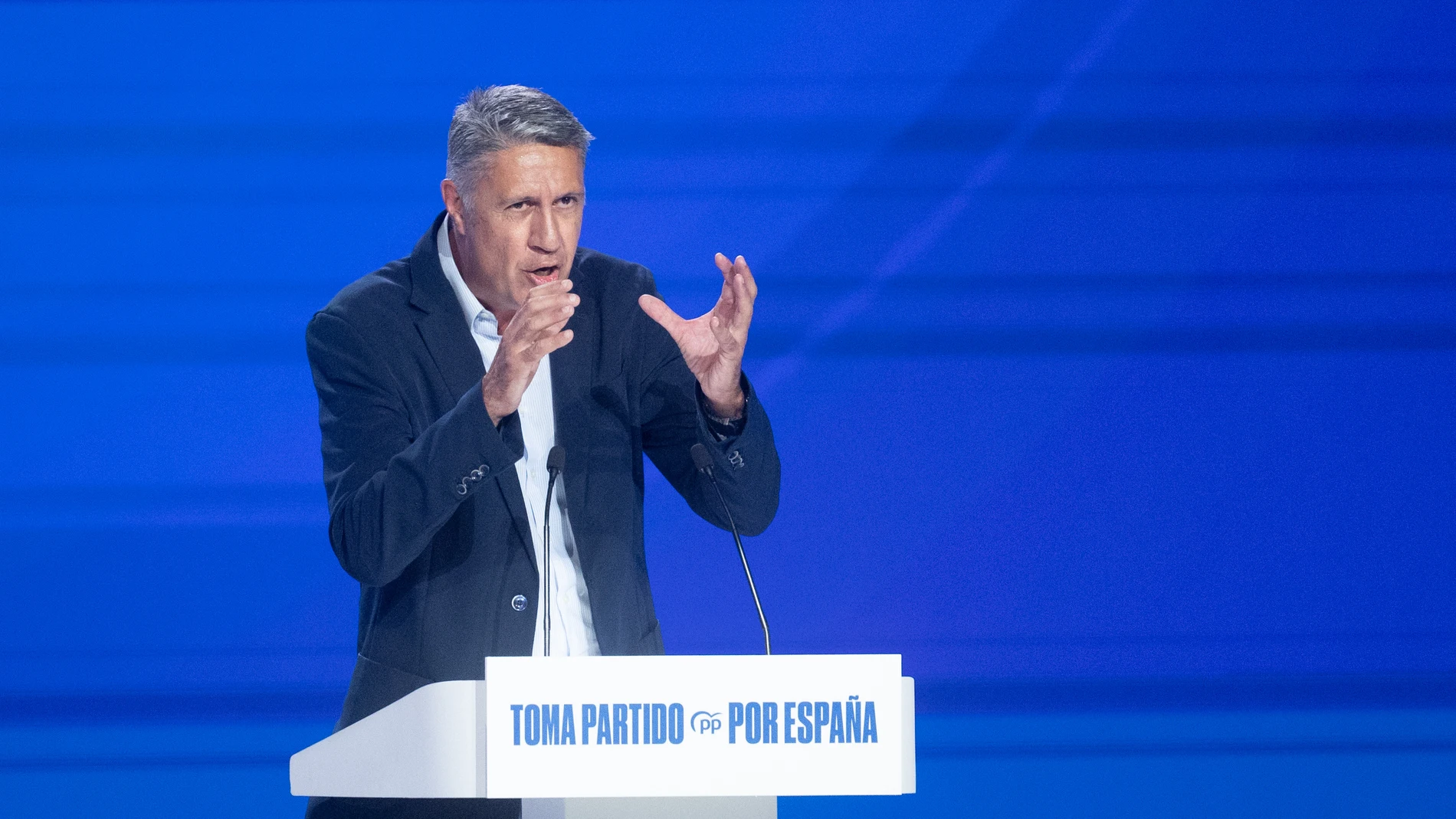 El alcalde de Badalona, Xavier García Albiol, durante el XXI Congreso Nacional del Partido Popular, a 4 de julio de 2025, en Madrid (España). Con el lema ‘Toma partido por España’, XXI Congreso del PP, celebrado en Madrid del 4 al 6 de julio de 2025, busca reforzar el liderazgo de Alberto Núñez Feijóo, único candidato a la Presidencia del PP, renovar la dirección y la estrategia del partido, aprobar nuevas bases ideológicas y proyectar unidad como alternativa de gobierno ante el ciclo elector...
