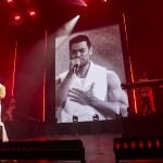 Carlos Rivera durante su concierto en el Movistar Arena