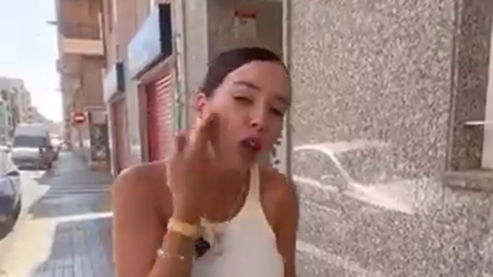 Naiara durante el vídeo