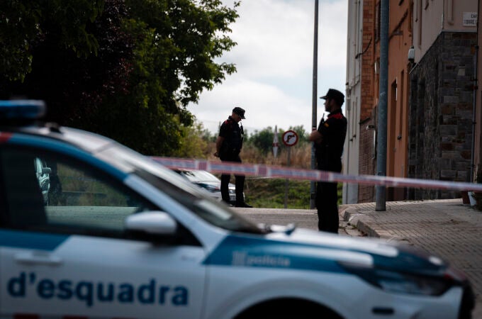 Mata a su hermano en Calldetenes y muere abatido tras atrincherarse y herir a 5 mossos