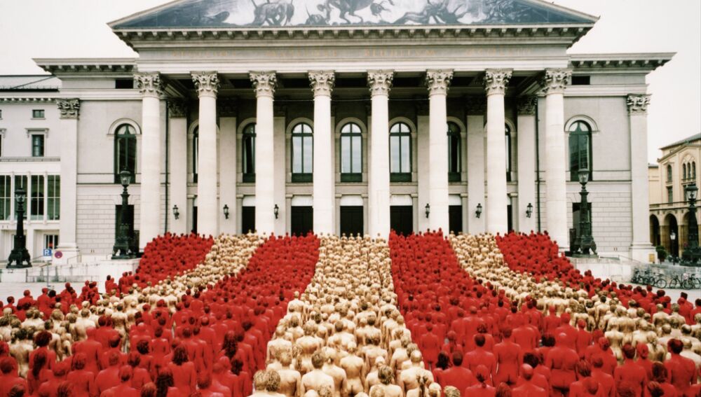 Spencer Tunick busca voluntarios para desnudarlos en Granada