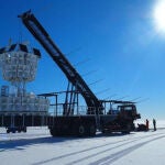 Misterio bajo el hielo: detectan señales de radio inexplicables en la Antártida